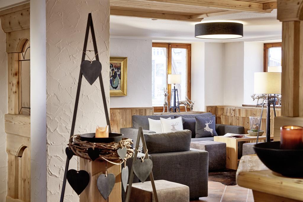 Der Gruene Baum Mountain Boutique Hotel Ehrwald Luaran gambar