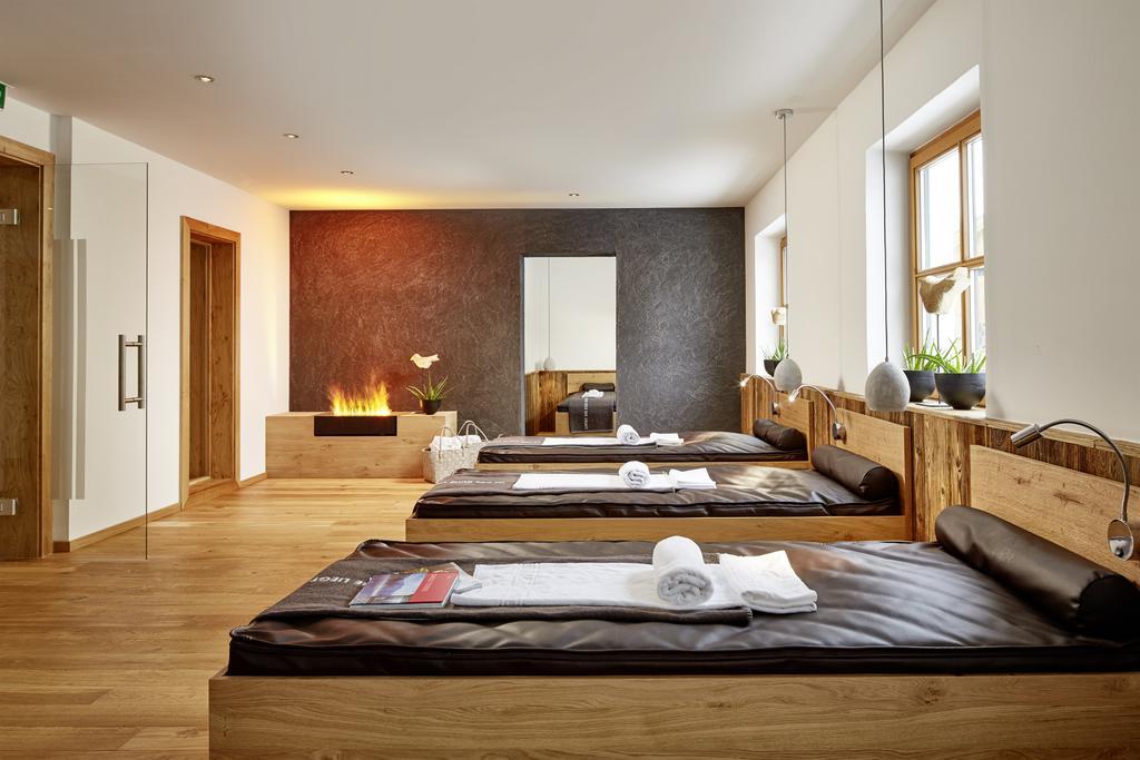 Der Gruene Baum Mountain Boutique Hotel Ehrwald Luaran gambar