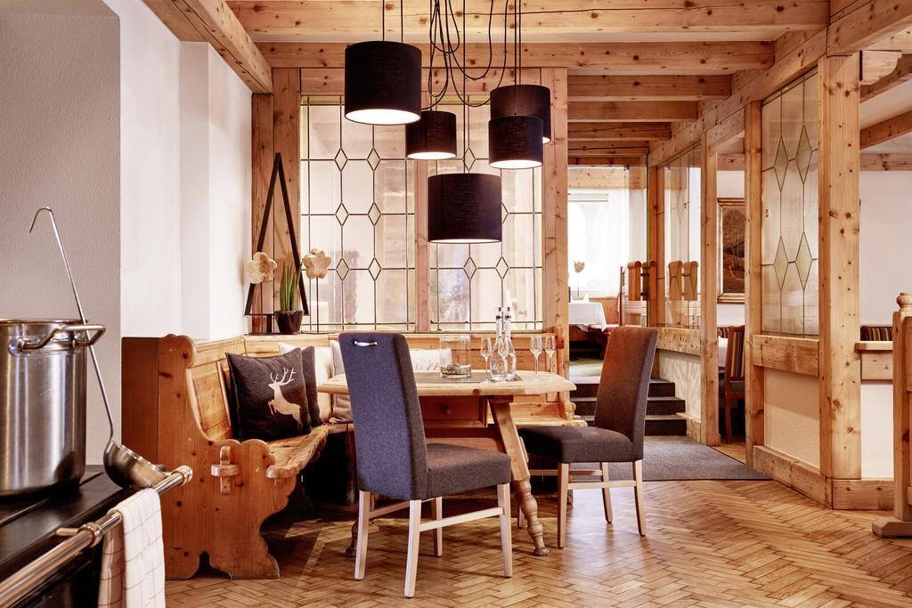 Der Gruene Baum Mountain Boutique Hotel Ehrwald Luaran gambar